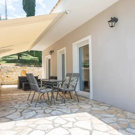 Sea Side Hill Αστρακερή