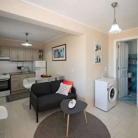 Sea Side Hill * Astrakeri