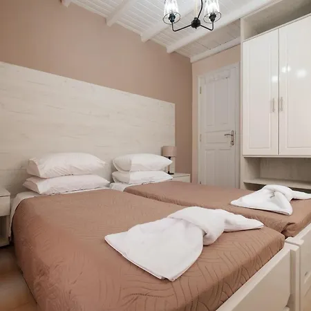 Apartment Sea Side Hill *