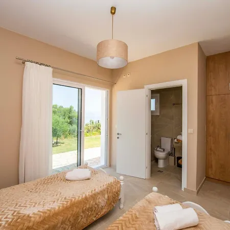 Sea Side Hill Apartment