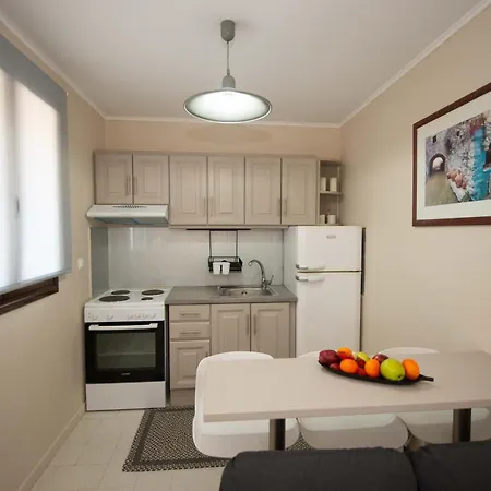 Sea Side Hill Apartment *