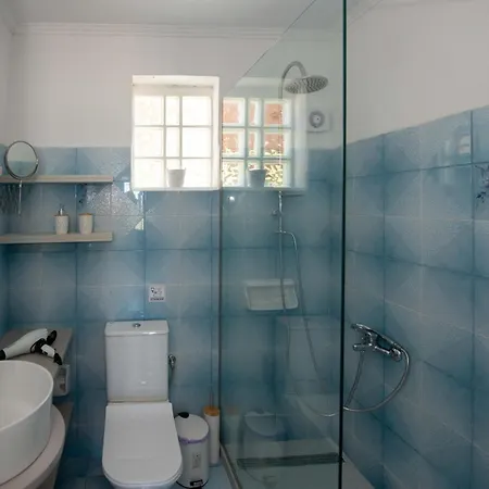 Sea Side Hill Astrakeri