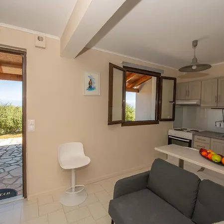 Sea Side Hill * Astrakeri