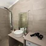 Sea Side Hill Apartamento