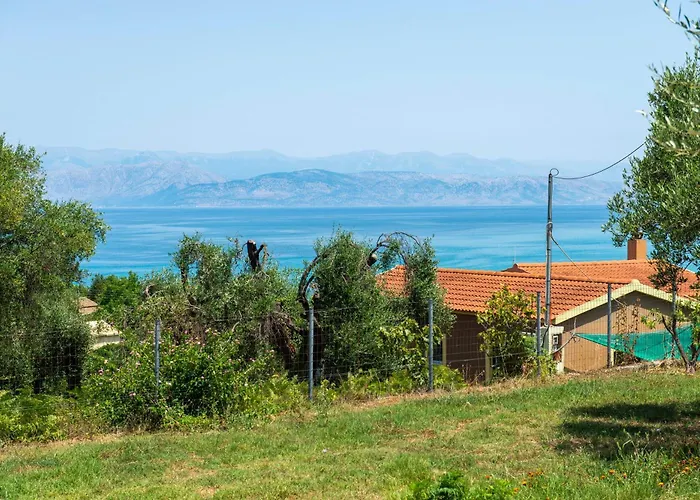 Sea Side Hill Apartment *